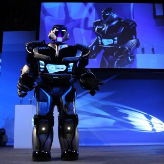 NOX Show NOX the Robot
